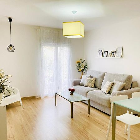 Betis A La Orilla Del Guadalquivir & Vistas A La Giralda Apartment Севиля Екстериор снимка
