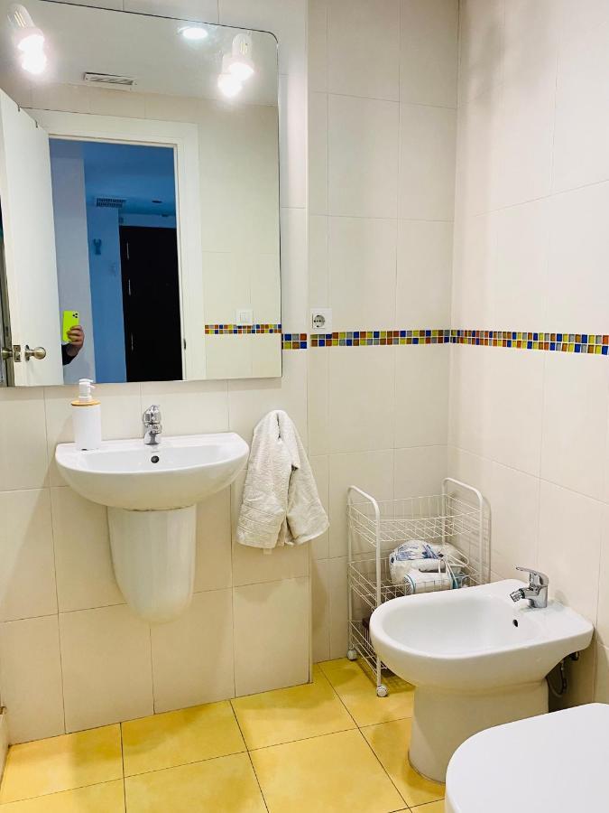 Betis A La Orilla Del Guadalquivir & Vistas A La Giralda Apartment Севиля Екстериор снимка