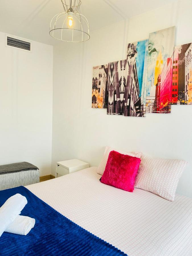 Betis A La Orilla Del Guadalquivir & Vistas A La Giralda Apartment Севиля Екстериор снимка